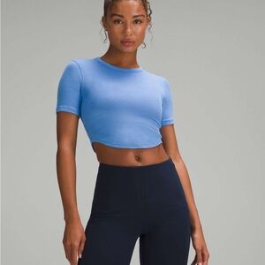 Lululemon Hold Tight Cropped T-Shirt in Blue Nile, Size 4